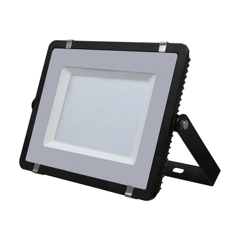 LED Floodlight 300W 24000lm 6400K 220-240V IP65 100° black